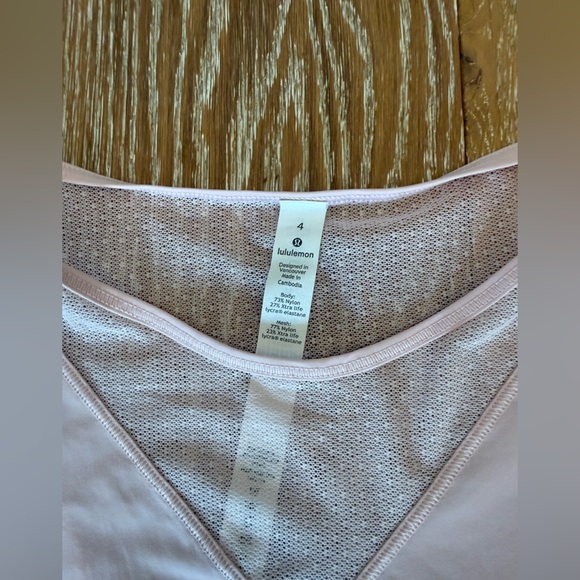 Lululemon For The Run Short Sleeve
Petals - Picture 6 of 8